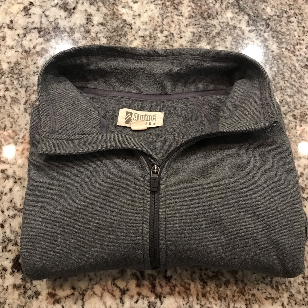 Quarter zip sweatshirt